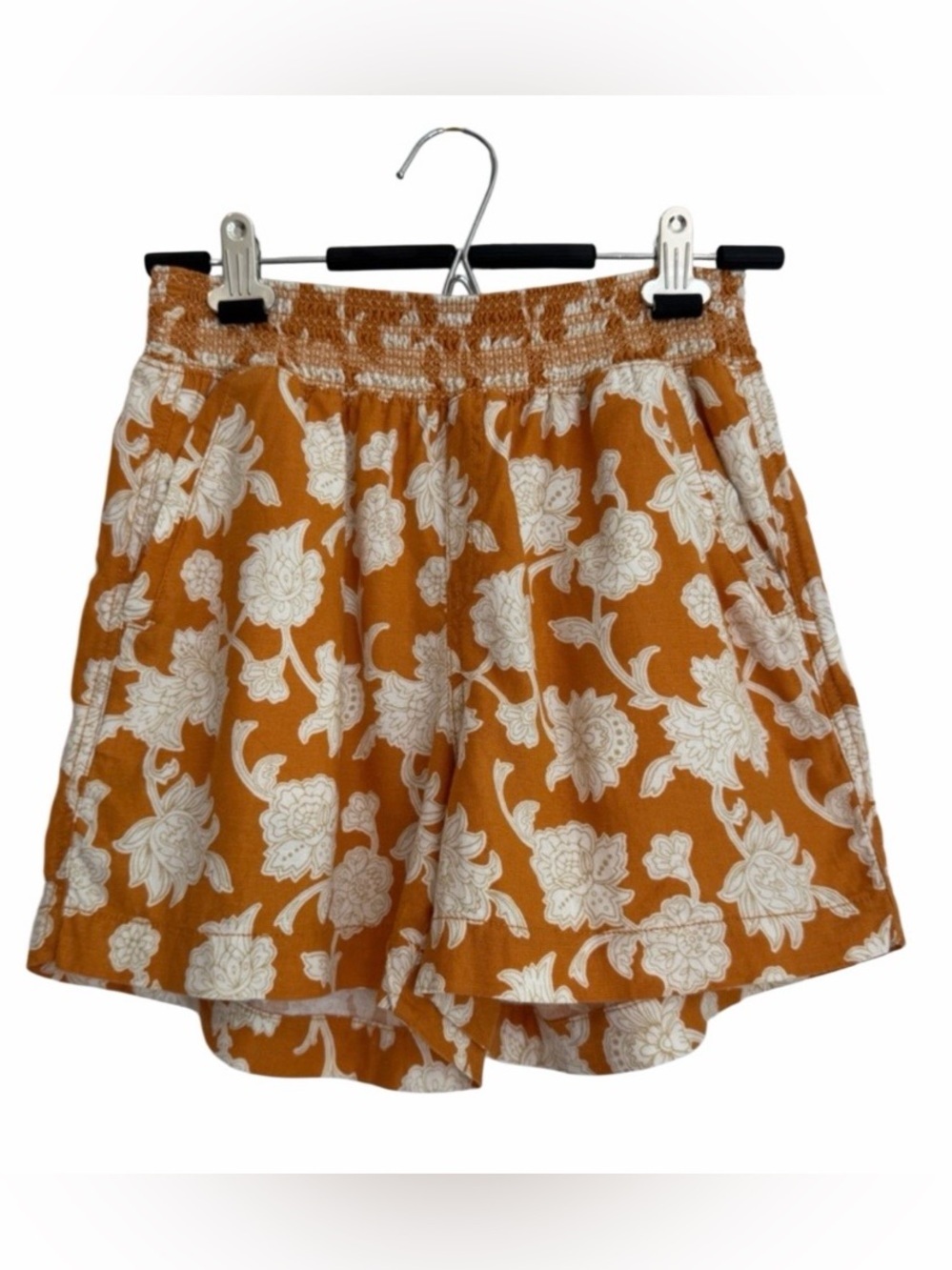 Briggs New York ORANGE Floral High-Waist Smocked Shorts